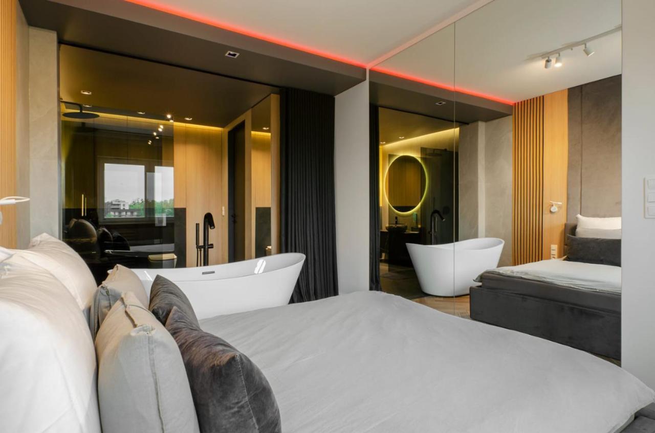 Lupoapartments Z Wanna W Sypialni Manufaktura Parking Dostep Na Kod Apartment